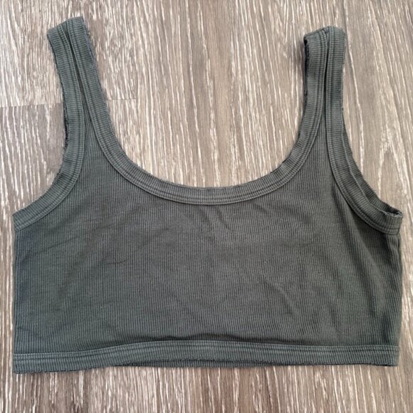 Scoop Neck Bra - Picture 1 of 2